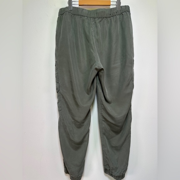Banana Republic | Olive Green Lyocell Utility Cargo Jogger Pants | Size L - Picture 3 of 5